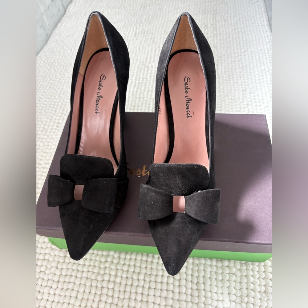 Sesto Meucci Black Suede Heels with Bow ✨BRAND NEW✨
